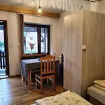Quarto em Acomodações Particulares Pod Modrzewiami