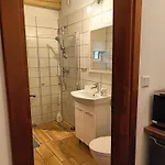Pod Modrzewiami Quarto em Acomodações Particulares