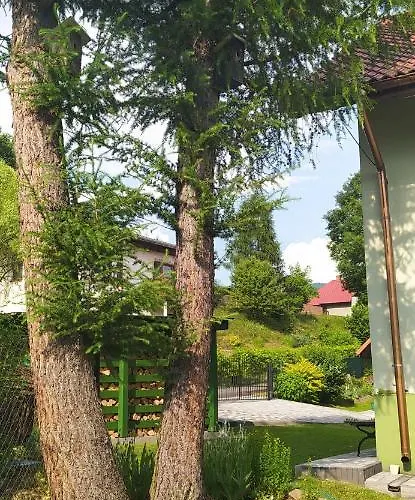 Homestay Pod Modrzewiami *