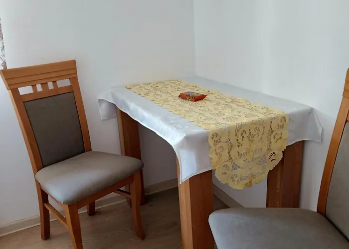 Pod Modrzewiami מילובקה